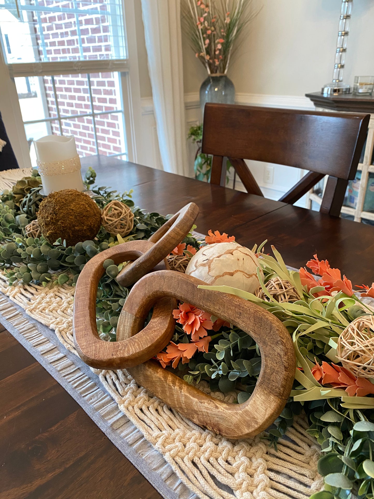 Carved Mango Wood Chain Link Table Top Decor