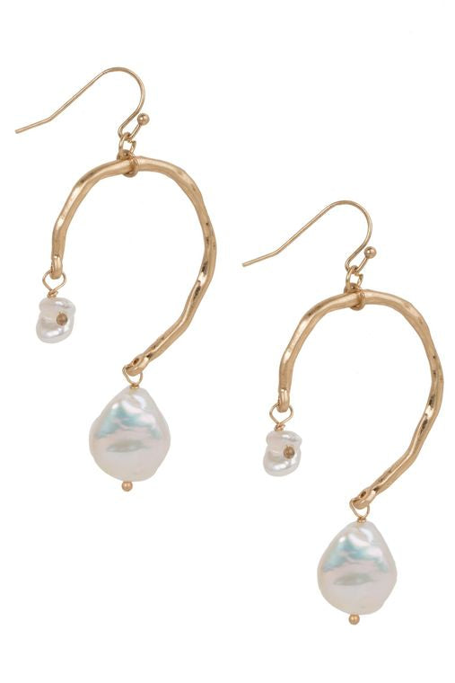 Uneven Pearl Drop Earrings